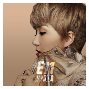 欧美六十路老妇
